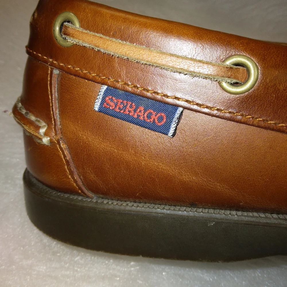 SHOES Sebago Docksides Men's 8, very good soles